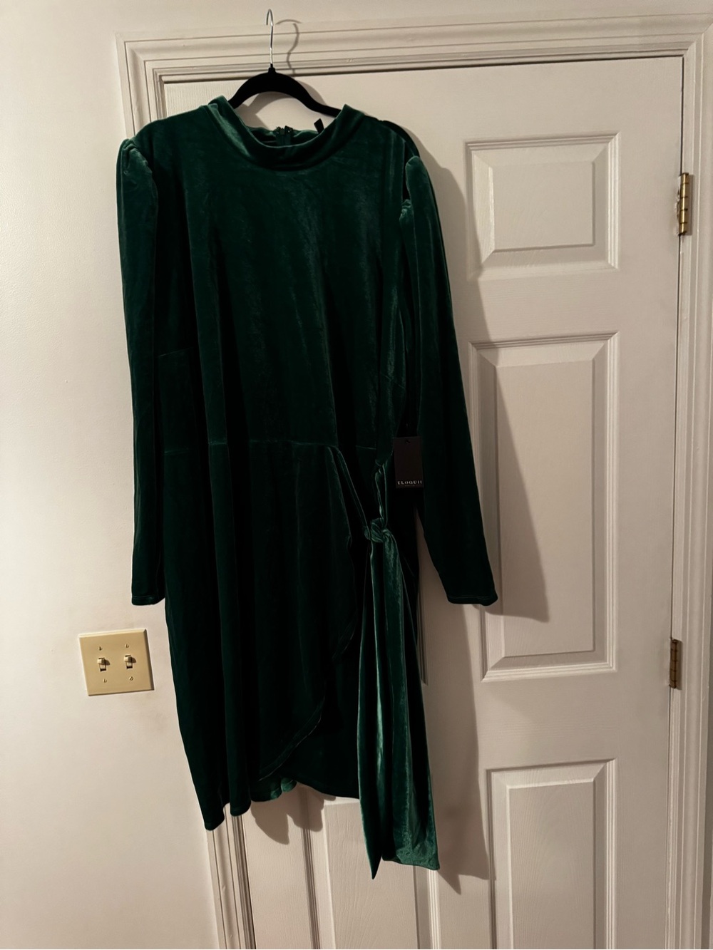 NWT Eloquii Emerald Green Velvet Long-Sleeve Wrap Dress